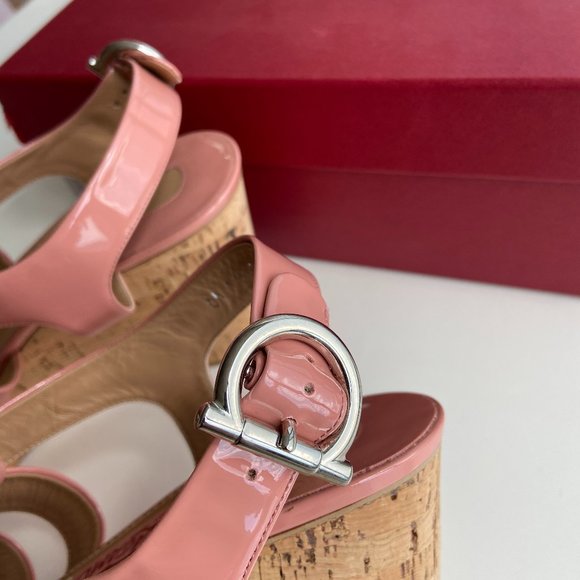 Salvatore Ferragamo Women Persy Wedges Sandal 9.5C - Picture 4 of 6